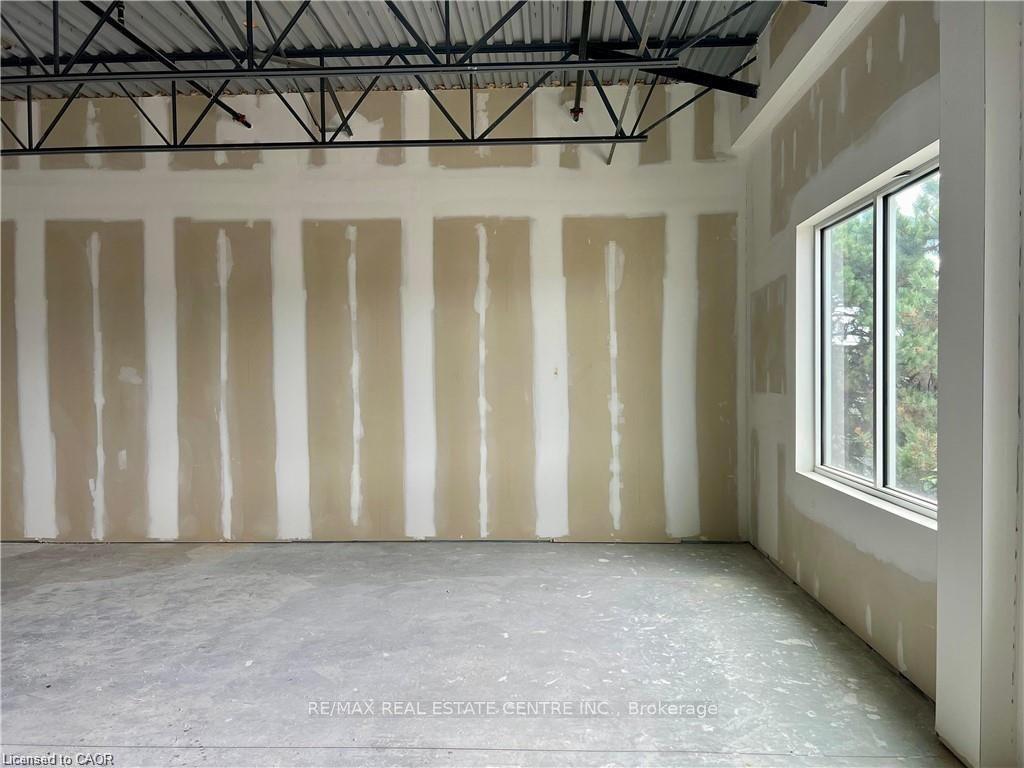 209-450 Hespeler Road Property Photo 8