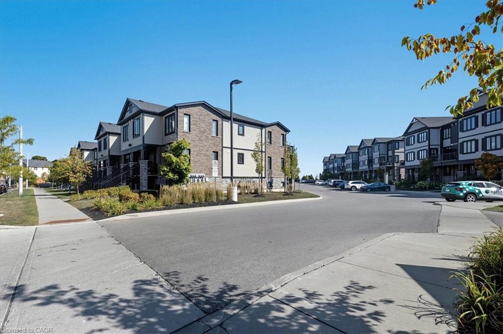 D11-160 Rochefort Street Property Photo 16