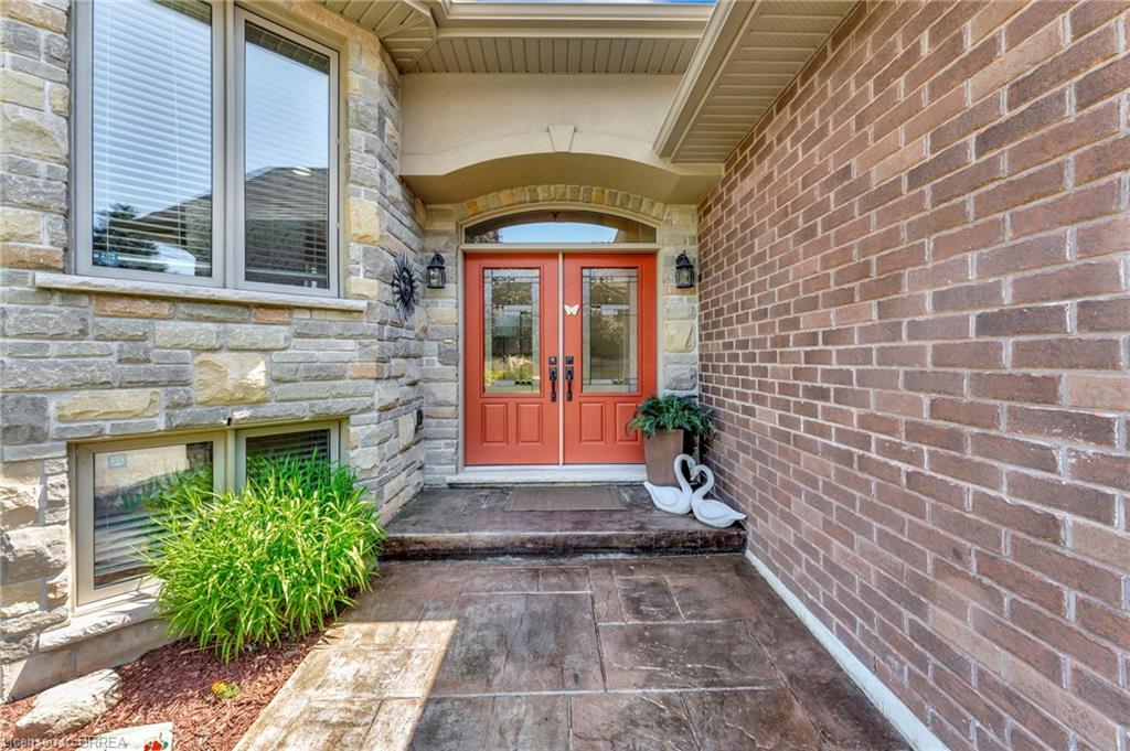 14 Robinson Road Property Photo 5