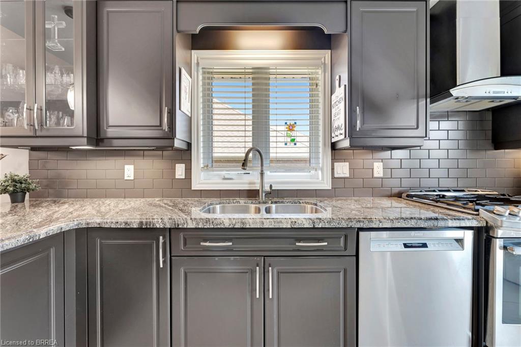 14 Robinson Road Property Photo 11