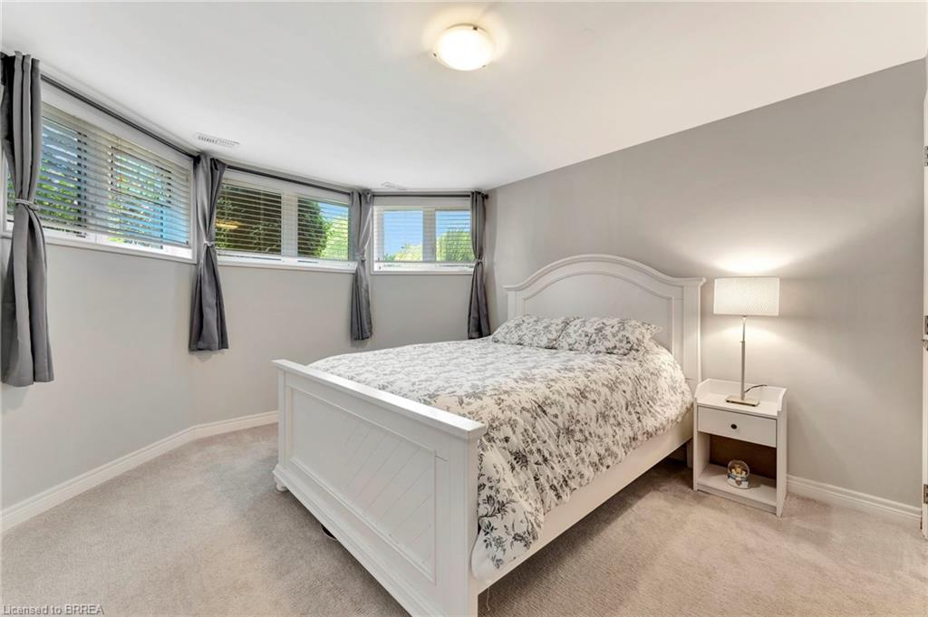 14 Robinson Road Property Photo 22