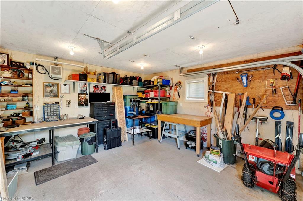 14 Robinson Road Property Photo 34