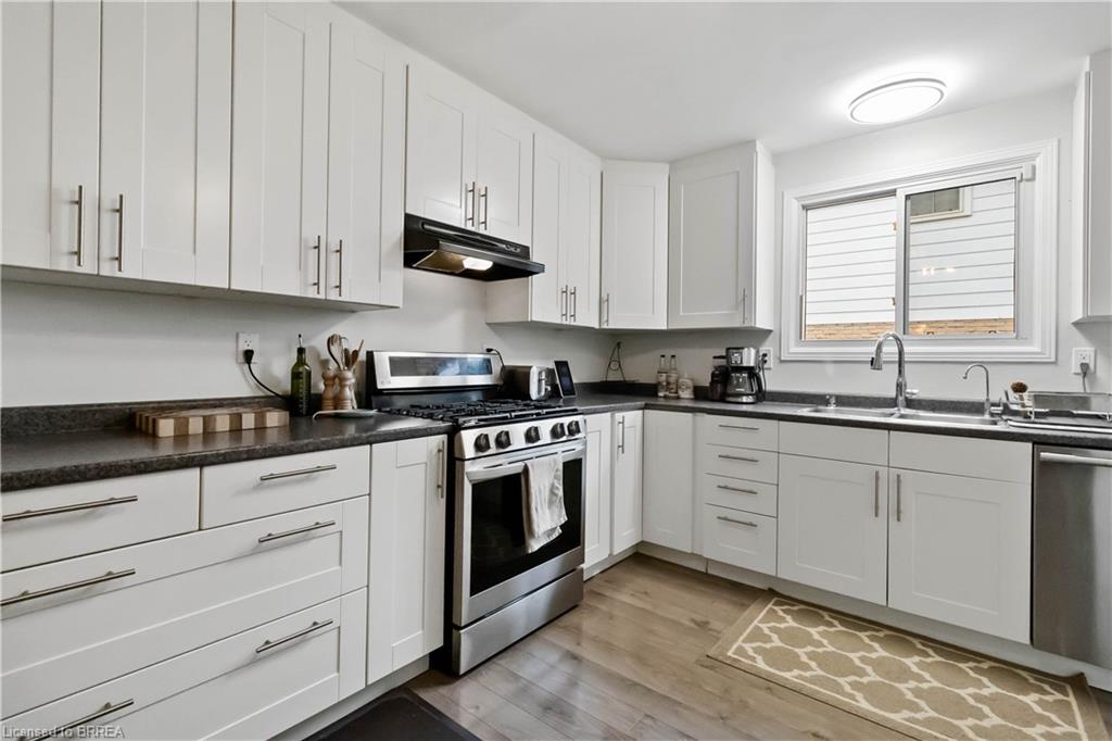 8 Sandy Row Property Photo 8