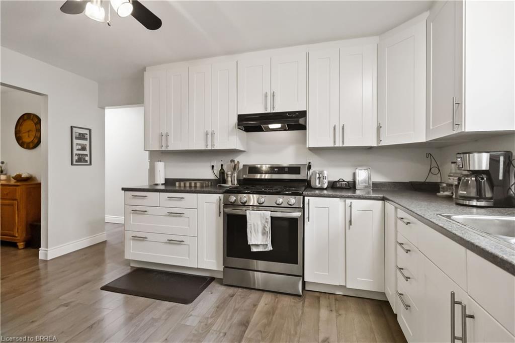 8 Sandy Row Property Photo 9