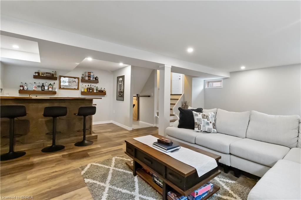 8 Sandy Row Property Photo 26