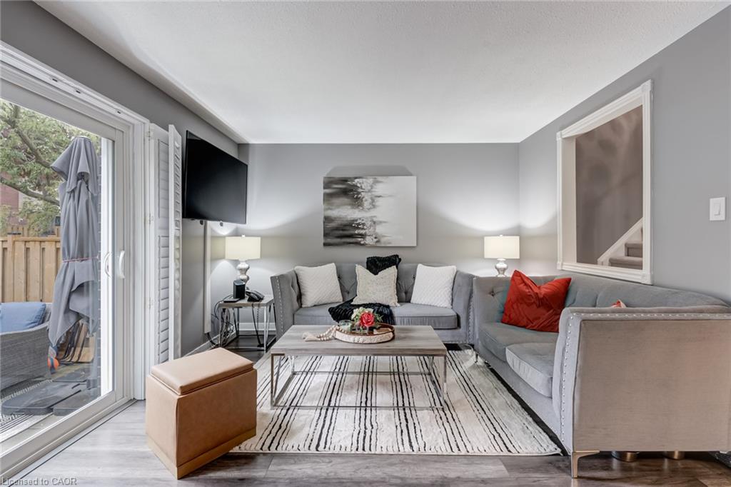 48-2825 Gananoque Drive Property Photo 7