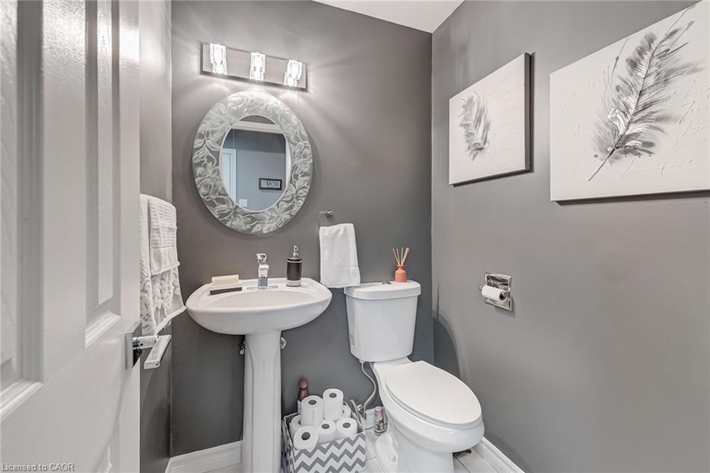 48-2825 Gananoque Drive Property Photo 16