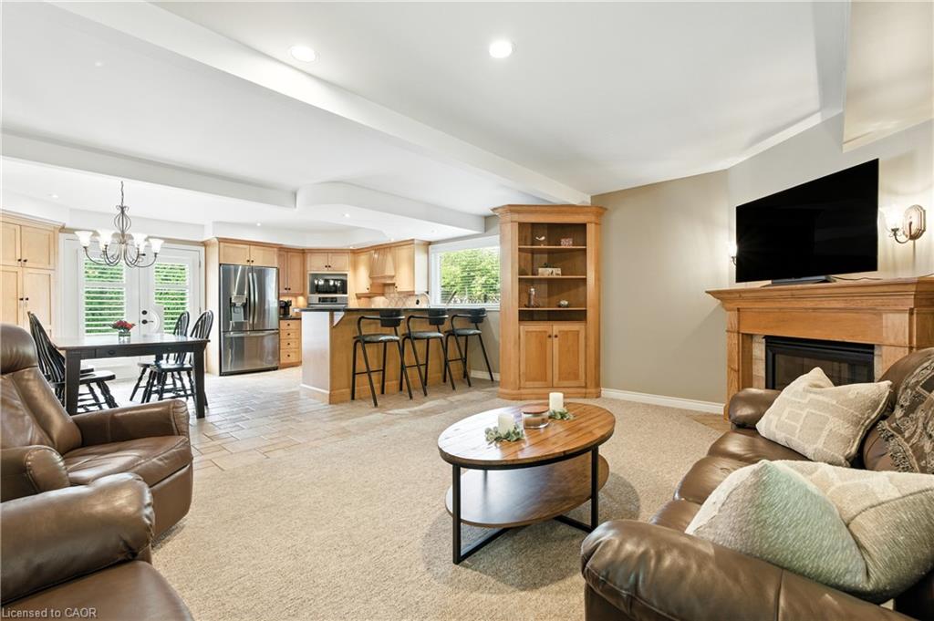 6 Lilac Court Property Photo 7