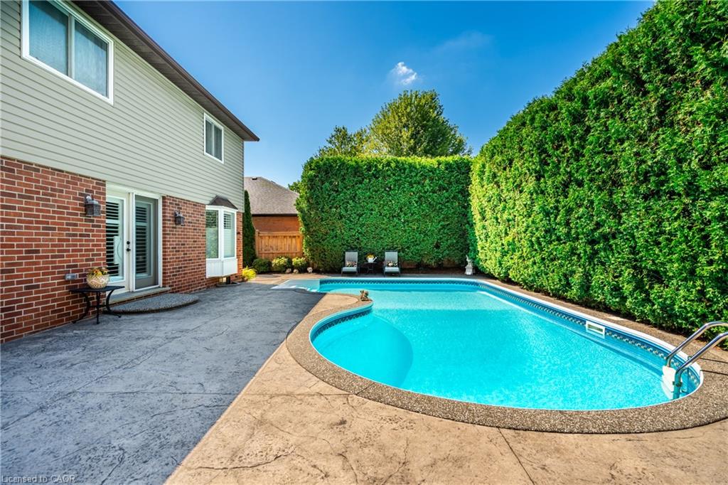 6 Lilac Court Property Photo 23