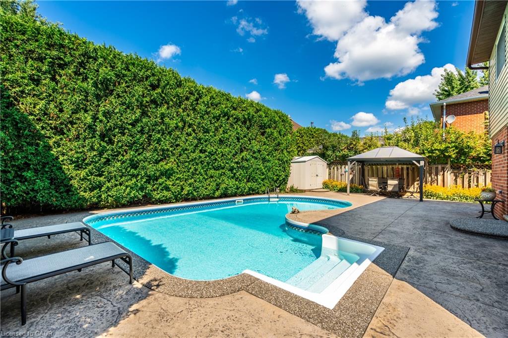 6 Lilac Court Property Photo 24