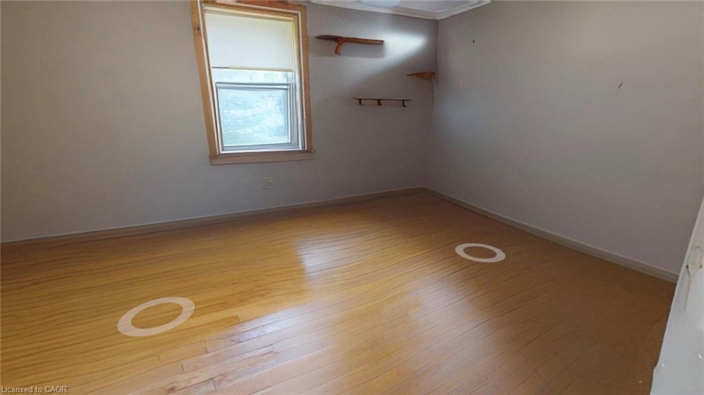 284 Garafraxa Street Property Photo 8
