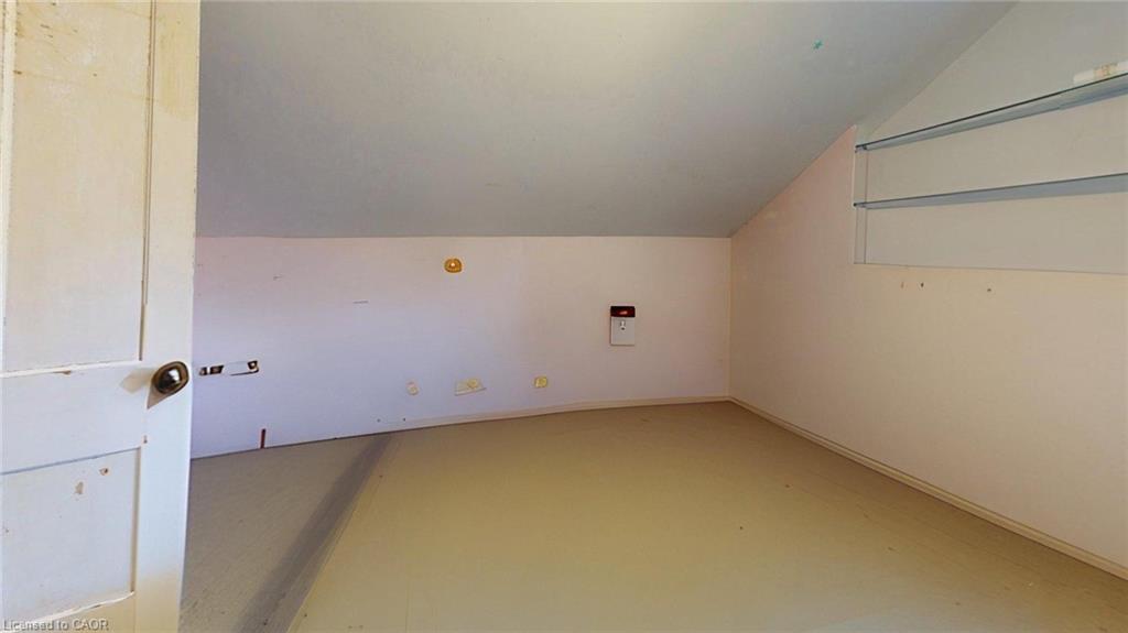 284 Garafraxa Street Property Photo 22