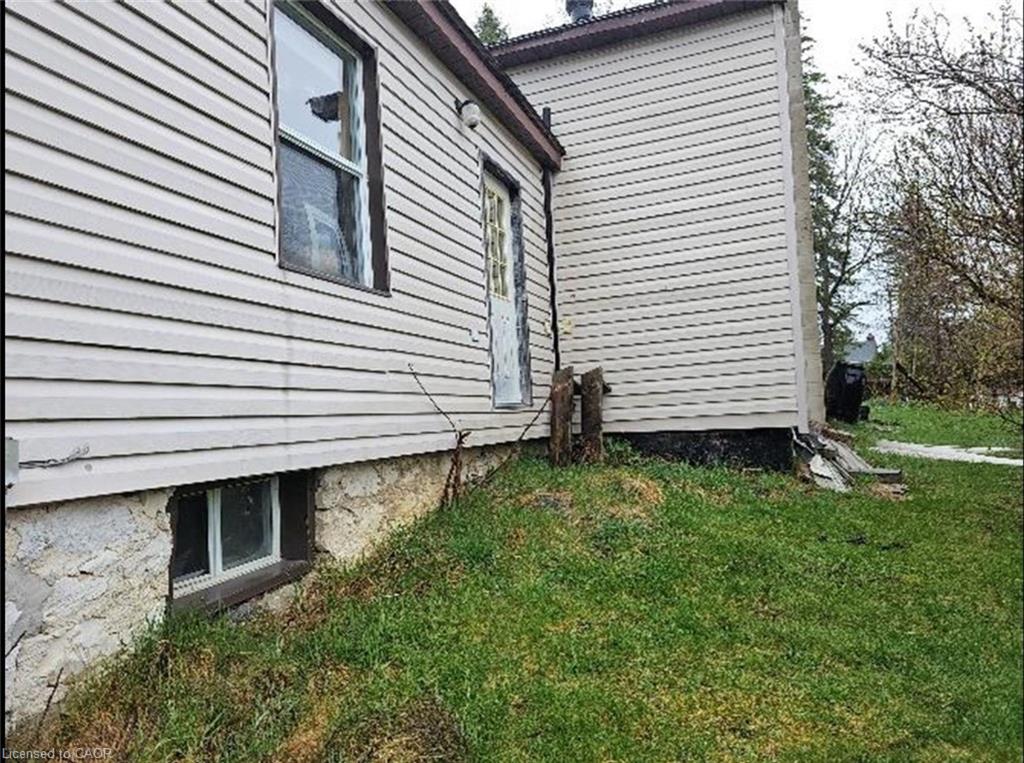284 Garafraxa Street Property Photo 27