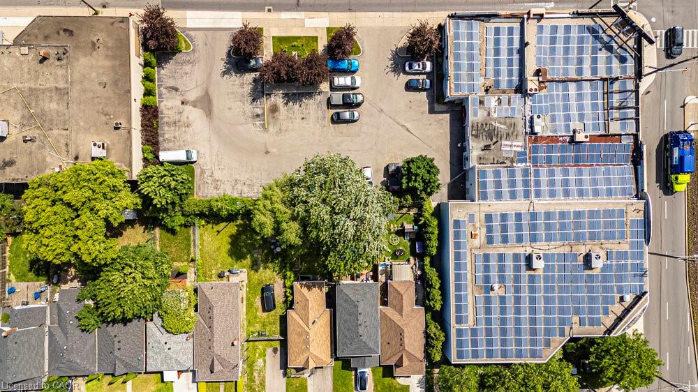 1325 Barton Street E Property Photo 12