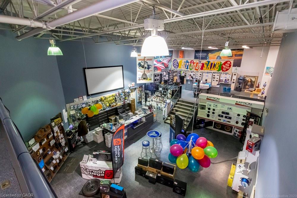 1325 Barton Street E Property Photo 14