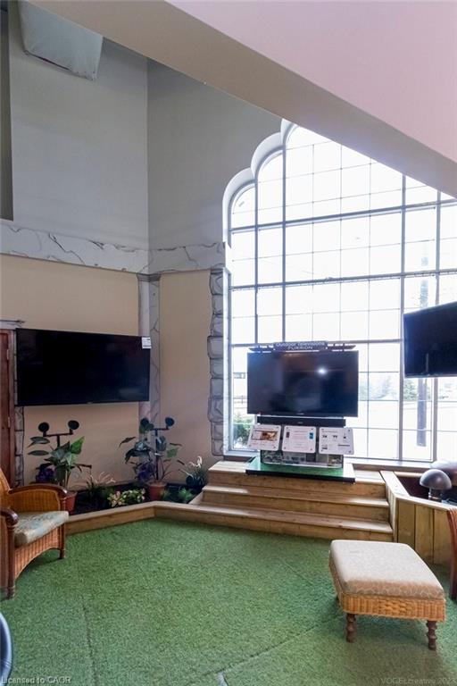 1325 Barton Street E Property Photo 19