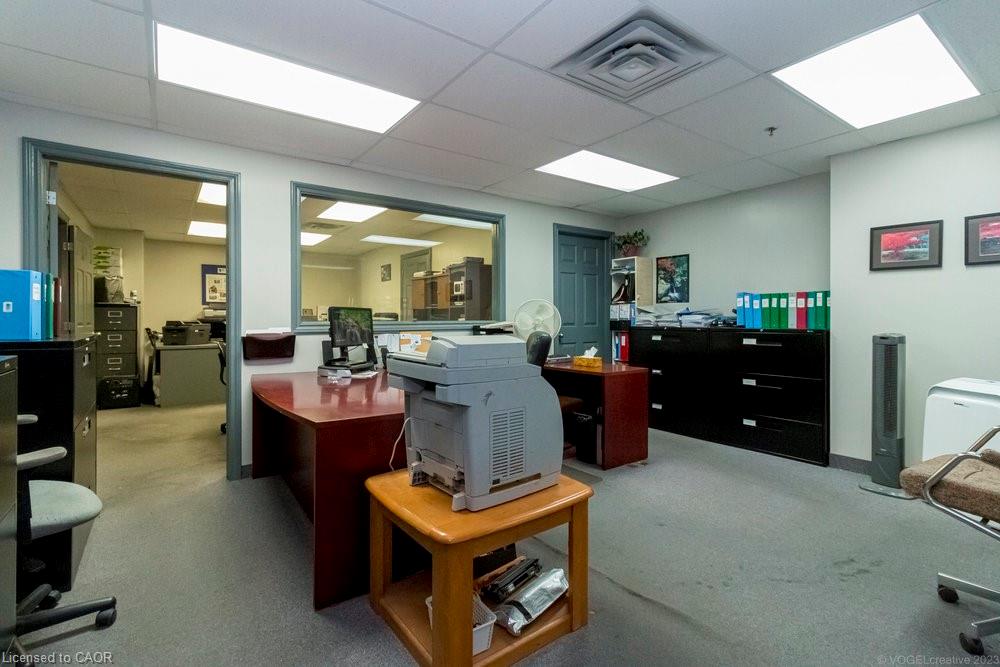 1325 Barton Street E Property Photo 26