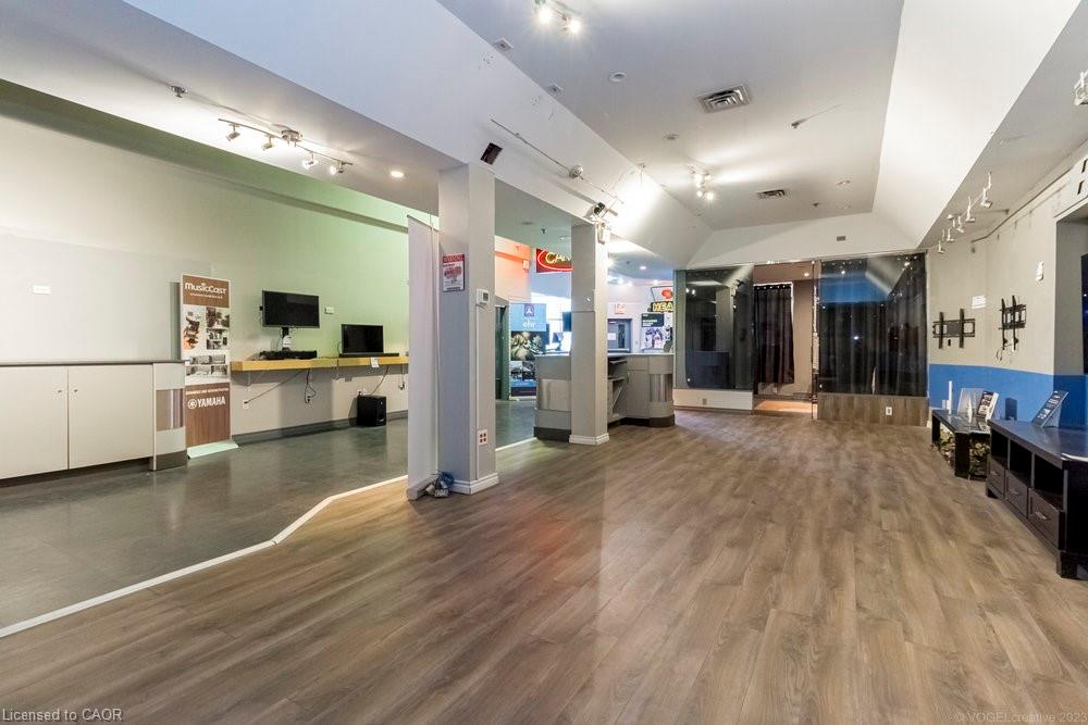 1325 Barton Street E Property Photo 30