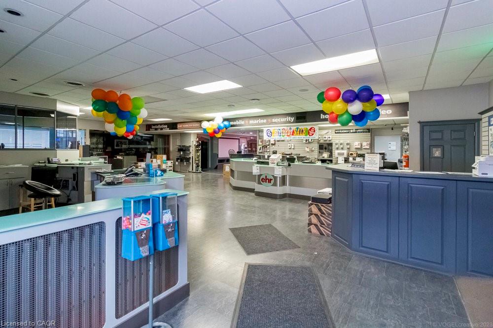 1325 Barton Street E Property Photo 36