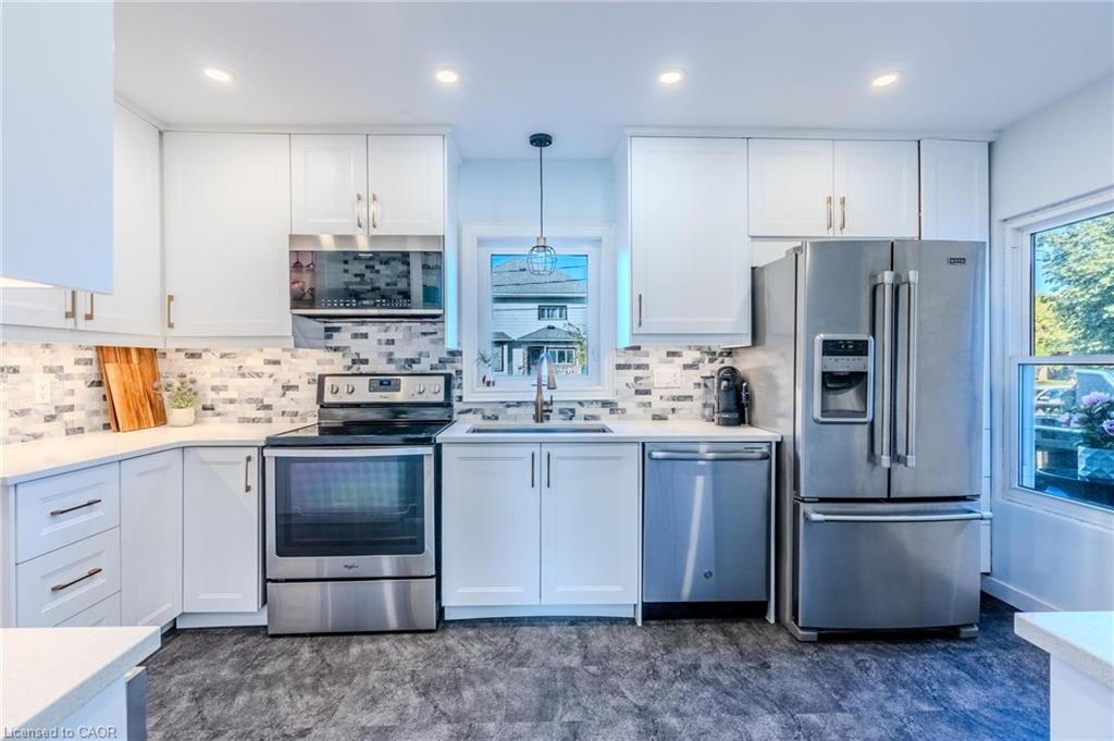 228 Brock Street Property Photo 3