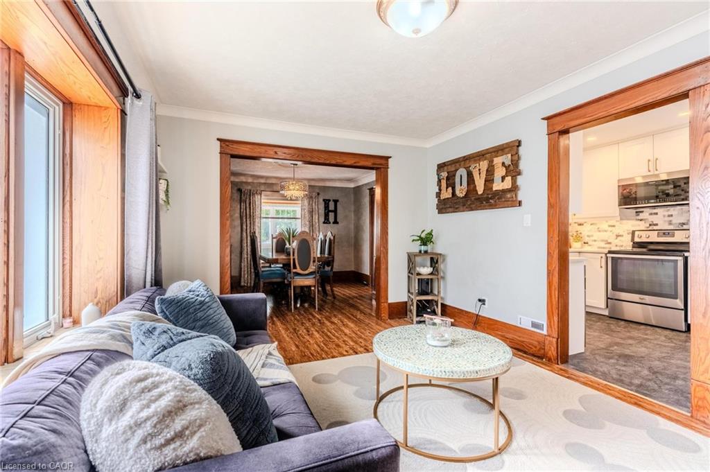 228 Brock Street Property Photo 5