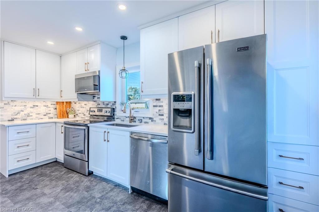 228 Brock Street Property Photo 8