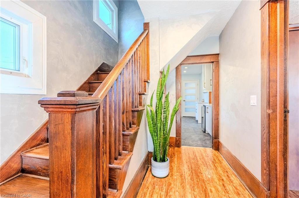 228 Brock Street Property Photo 18