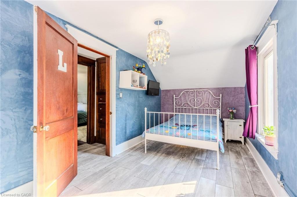 228 Brock Street Property Photo 21