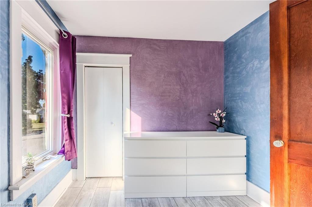 228 Brock Street Property Photo 22