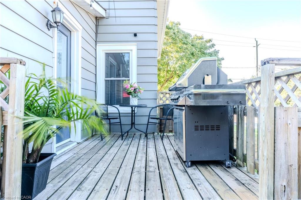 228 Brock Street Property Photo 37