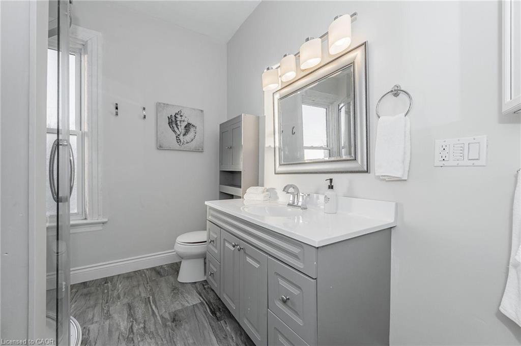 103 Surrey Street E Property Photo 13