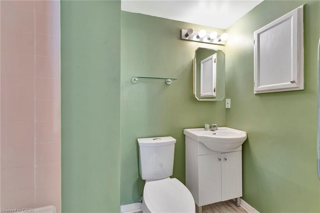 101-500 Silverbirch Boulevard Property Photo 23