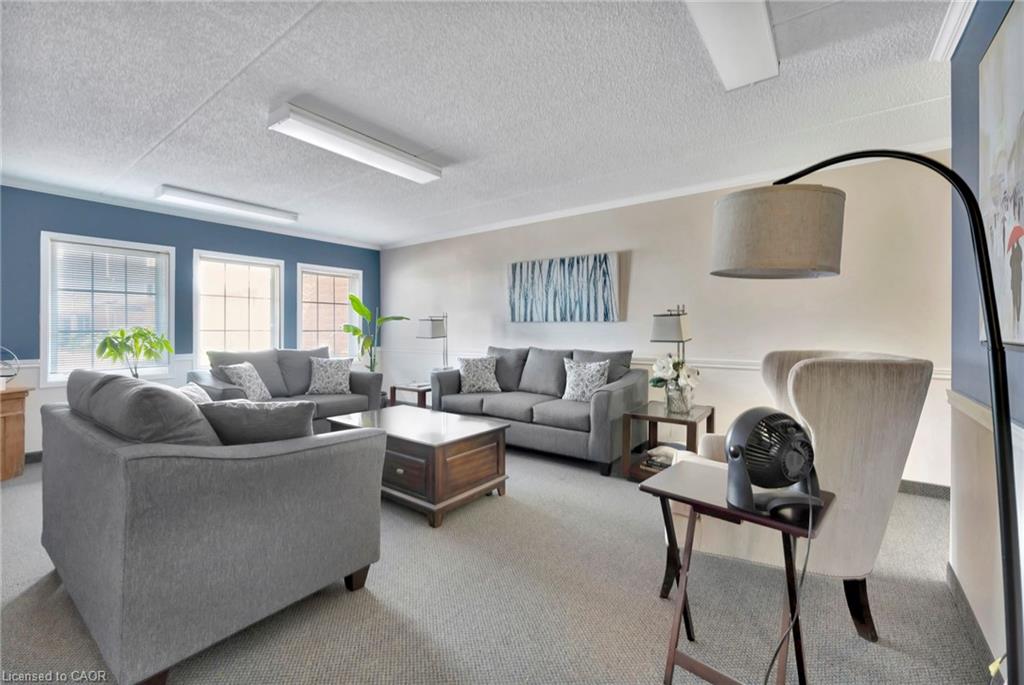 101-500 Silverbirch Boulevard Property Photo 24