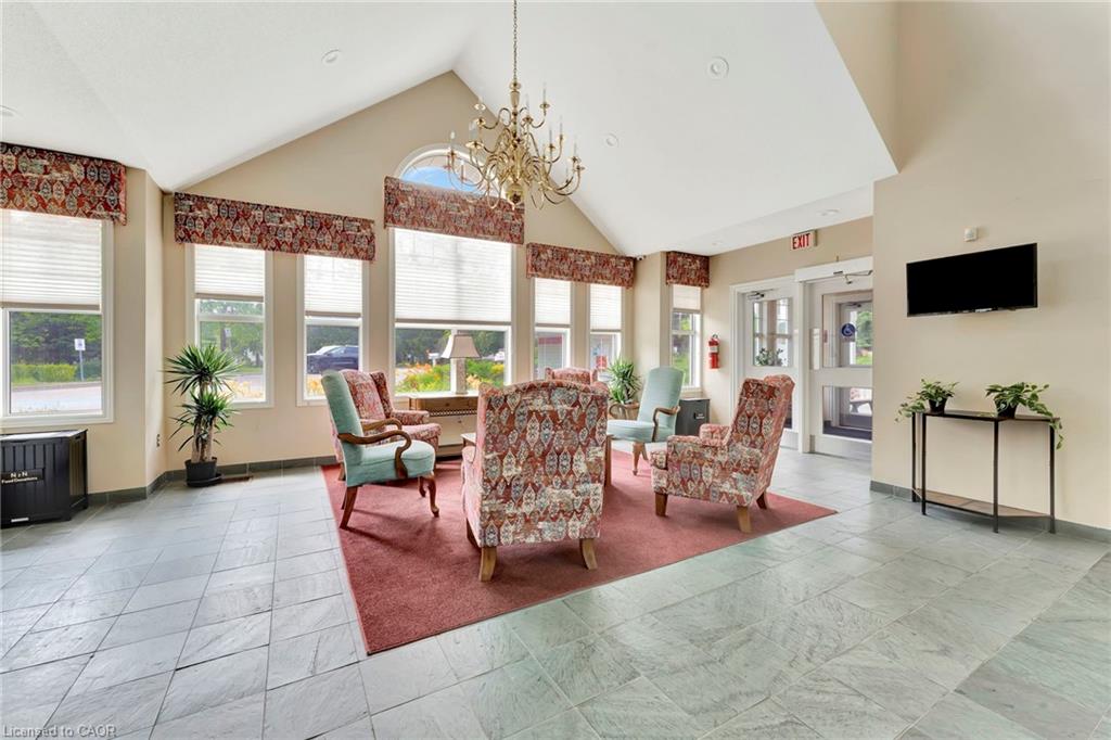 101-500 Silverbirch Boulevard Property Photo 31