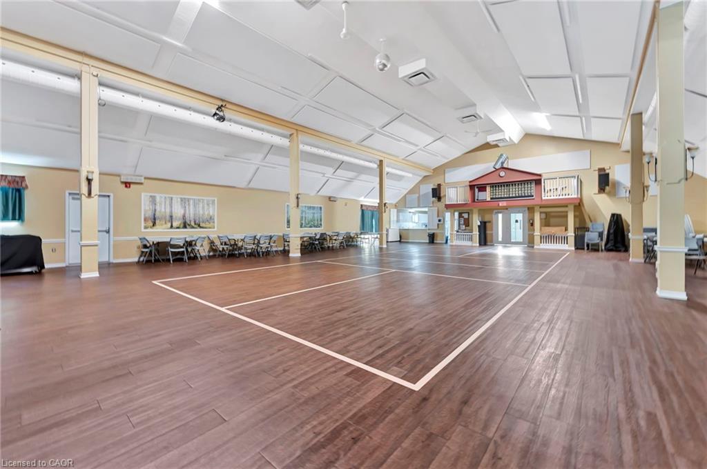 101-500 Silverbirch Boulevard Property Photo 33