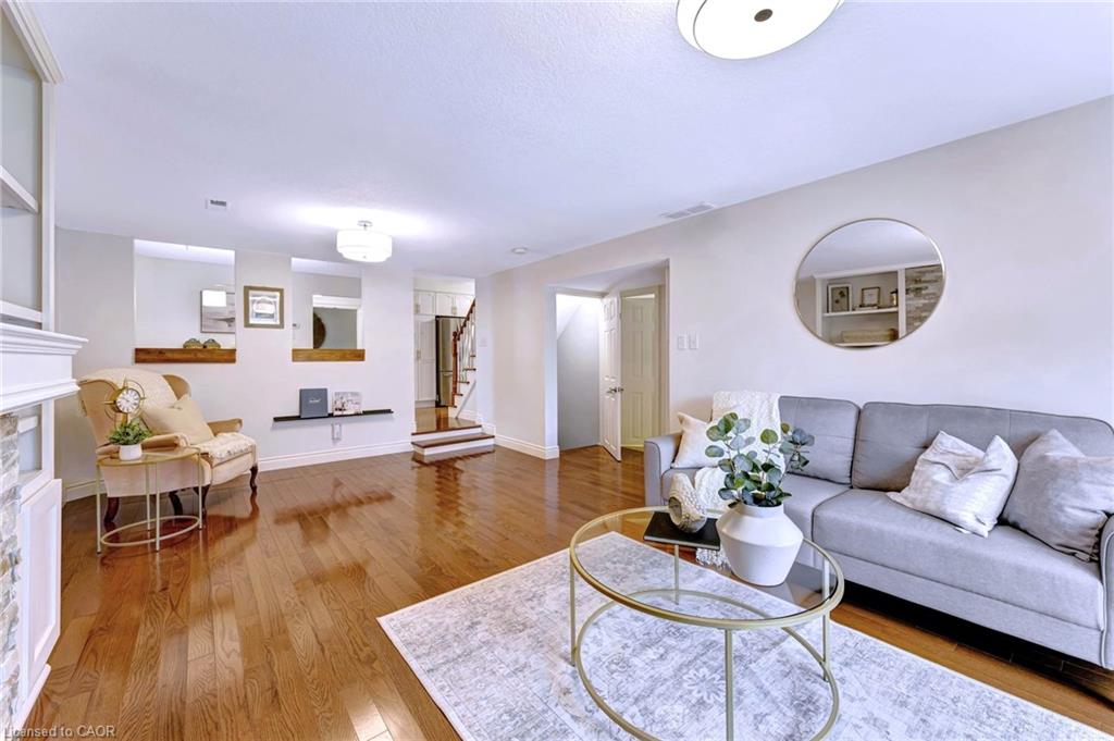 271 Newbury Drive Property Photo 16