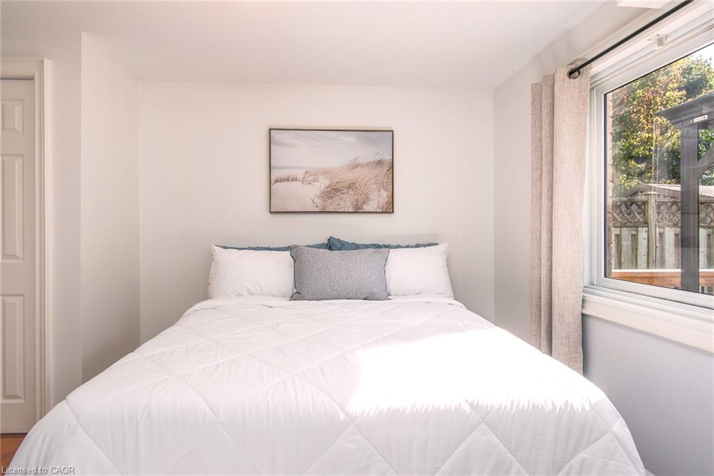 271 Newbury Drive Property Photo 19