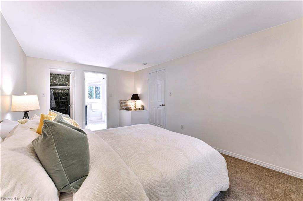 271 Newbury Drive Property Photo 24