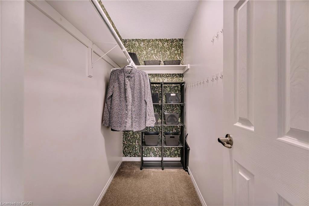 271 Newbury Drive Property Photo 25