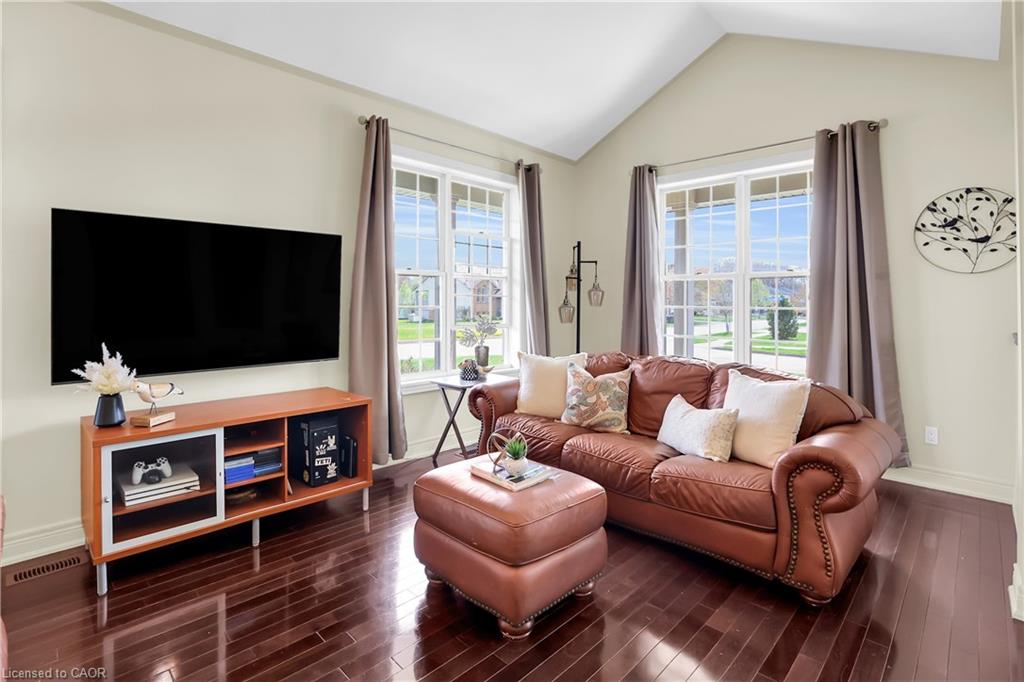 3238 Charleston Drive Property Photo 6