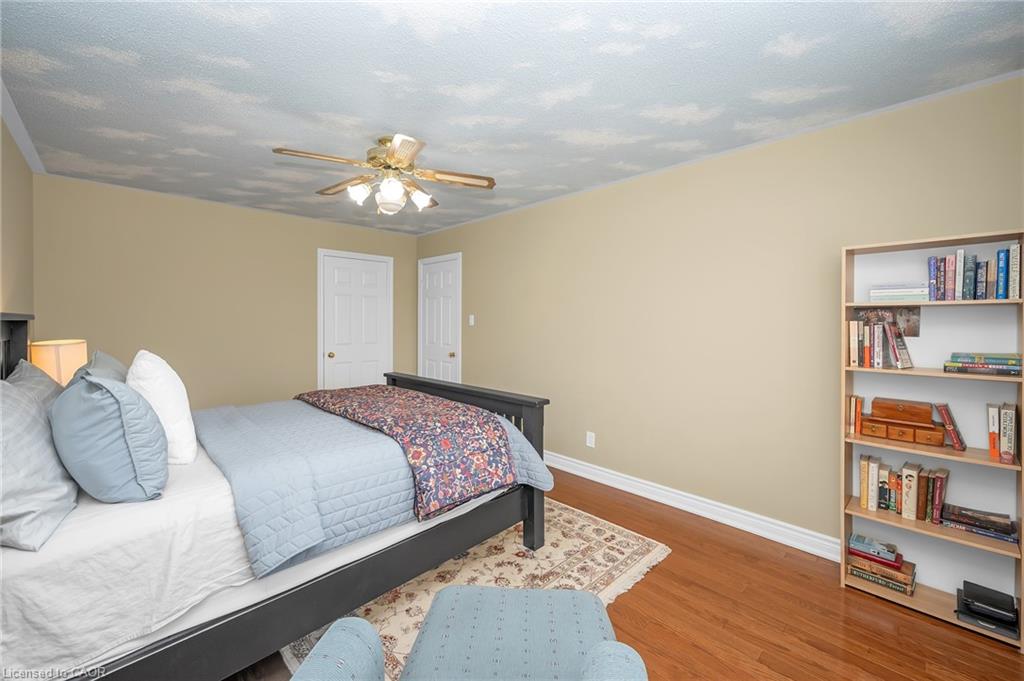 2015 Grosvenor Street Property Photo 18