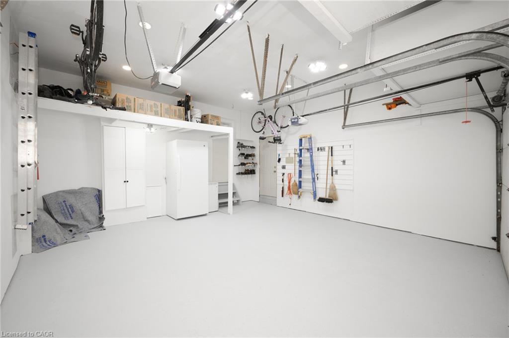 2015 Grosvenor Street Property Photo 34