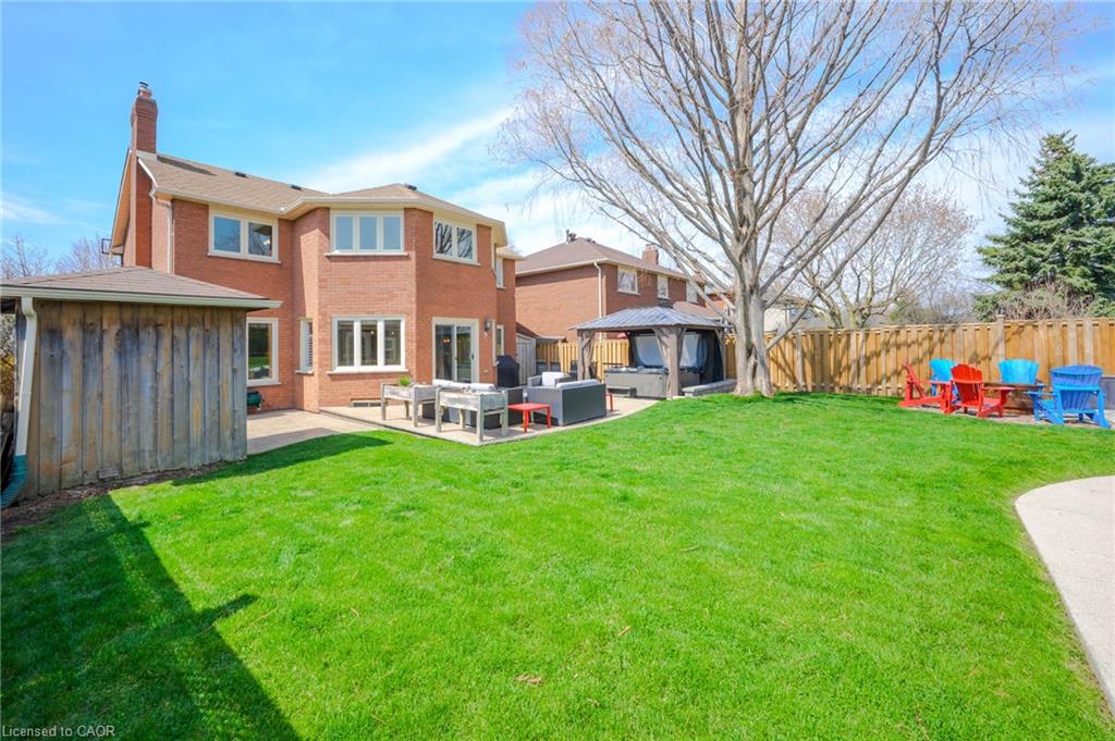 2015 Grosvenor Street Property Photo 38