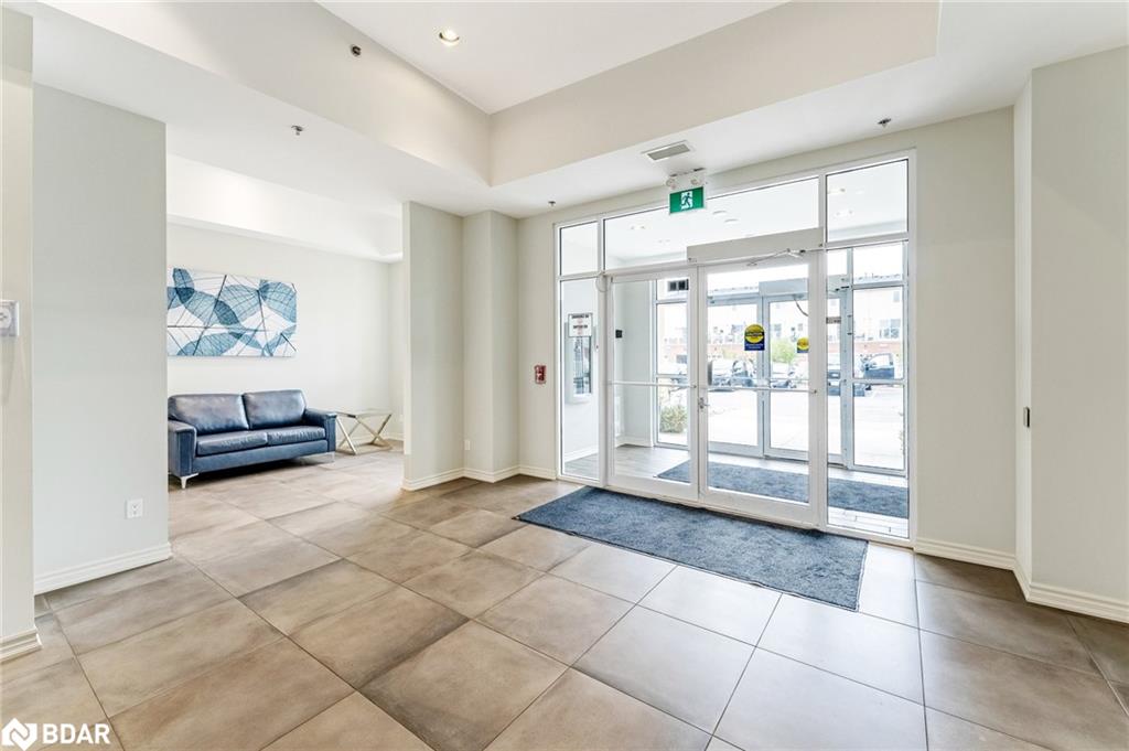 304-1370 Costigan Road Property Photo 8