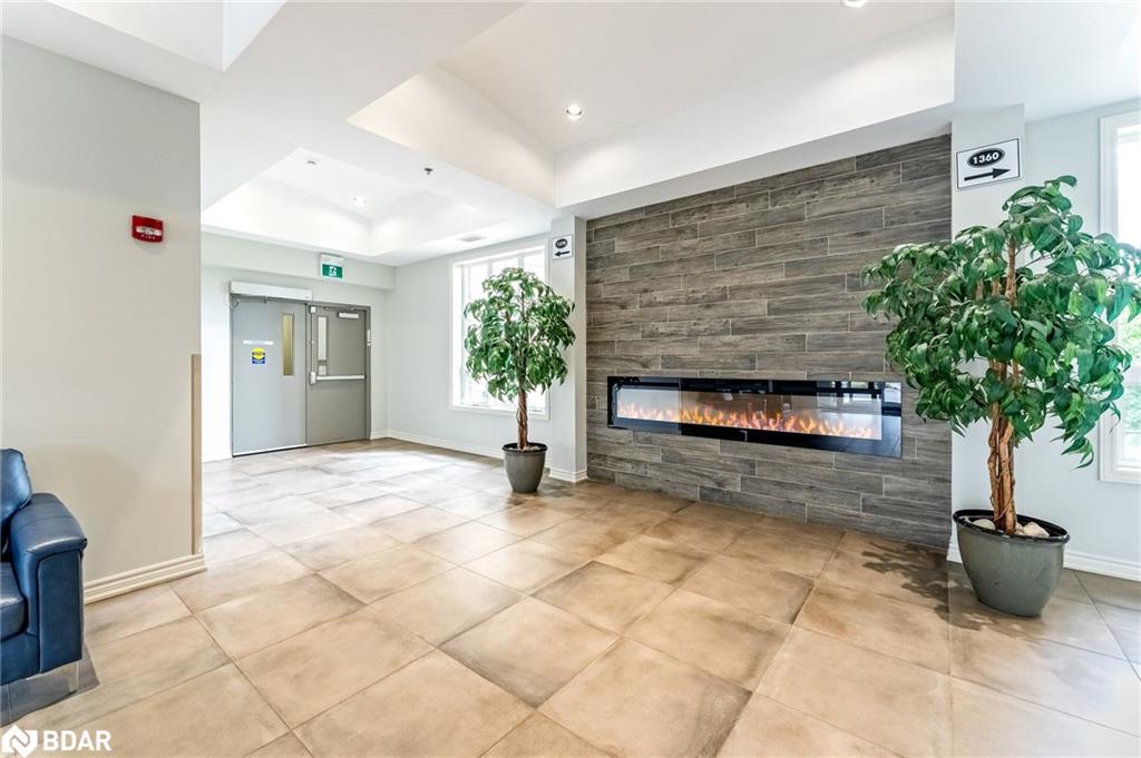 304-1370 Costigan Road Property Photo 11