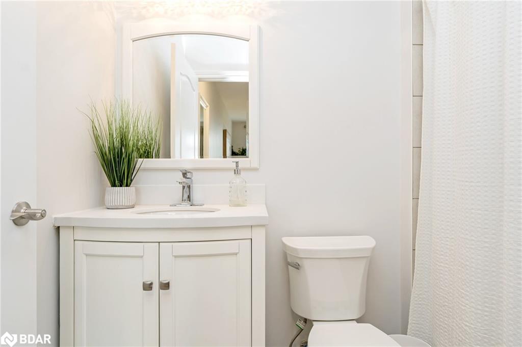 304-1370 Costigan Road Property Photo 36