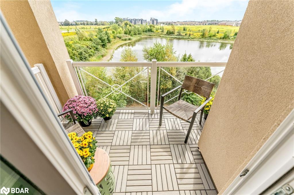 304-1370 Costigan Road Property Photo 38