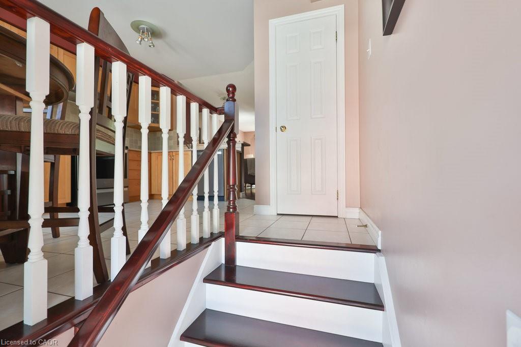 50-3480 Upper Middle Road Property Photo 9