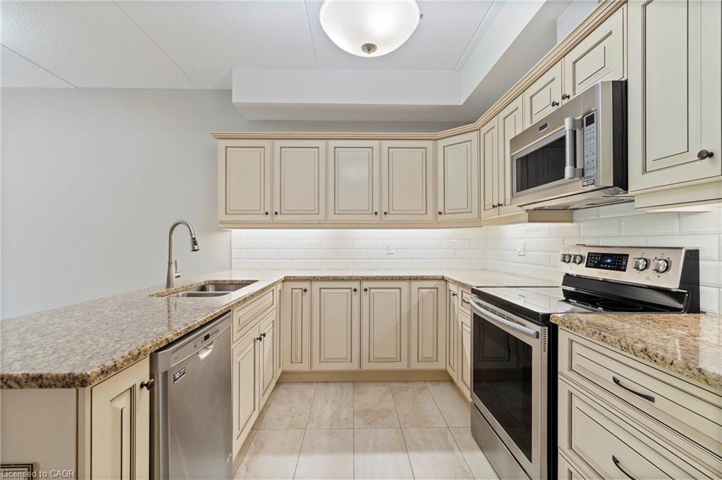 213-4644 Pettit Avenue Property Photo 16