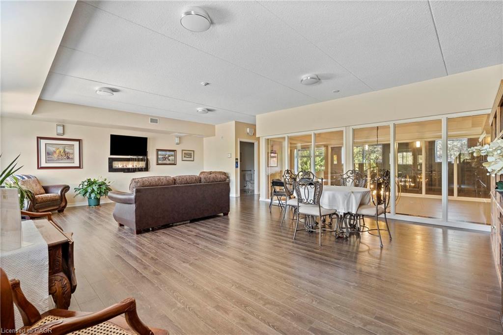 213-4644 Pettit Avenue Property Photo 36